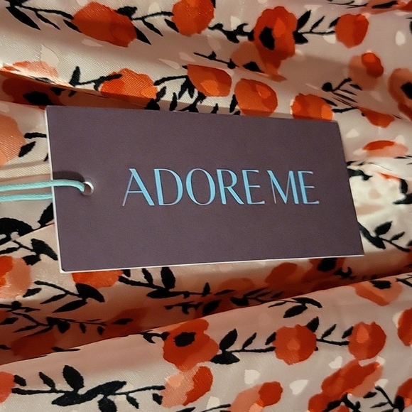 Adore me floral night gown - Picture 7 of 7